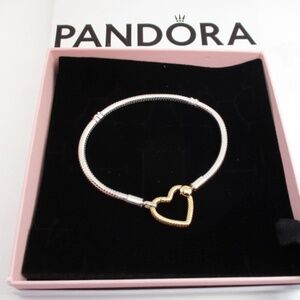 PANDORA Heart Closure Snake Chain Bracelet